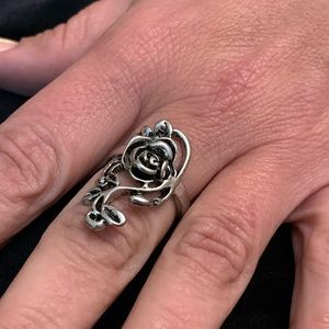 Rose filigree ring